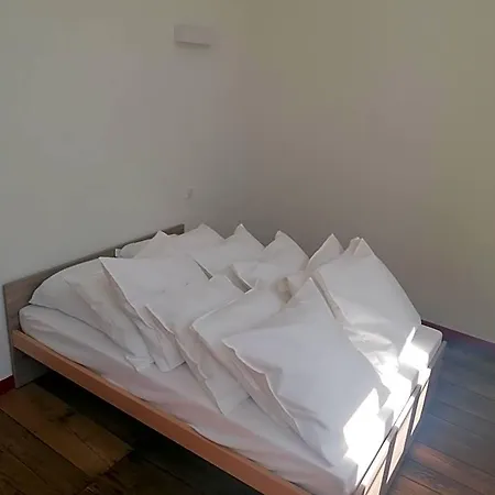 Hostel D'etape De *