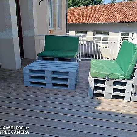 Hostel D'etape De *